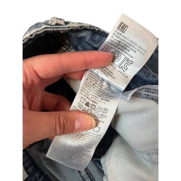 Levi's Mid Rise Skinny Blue Jeans Women's Size 31 Medium Wash Denim - Picture 4 of 7